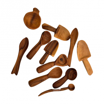 Löffel aus Holz  sortiert